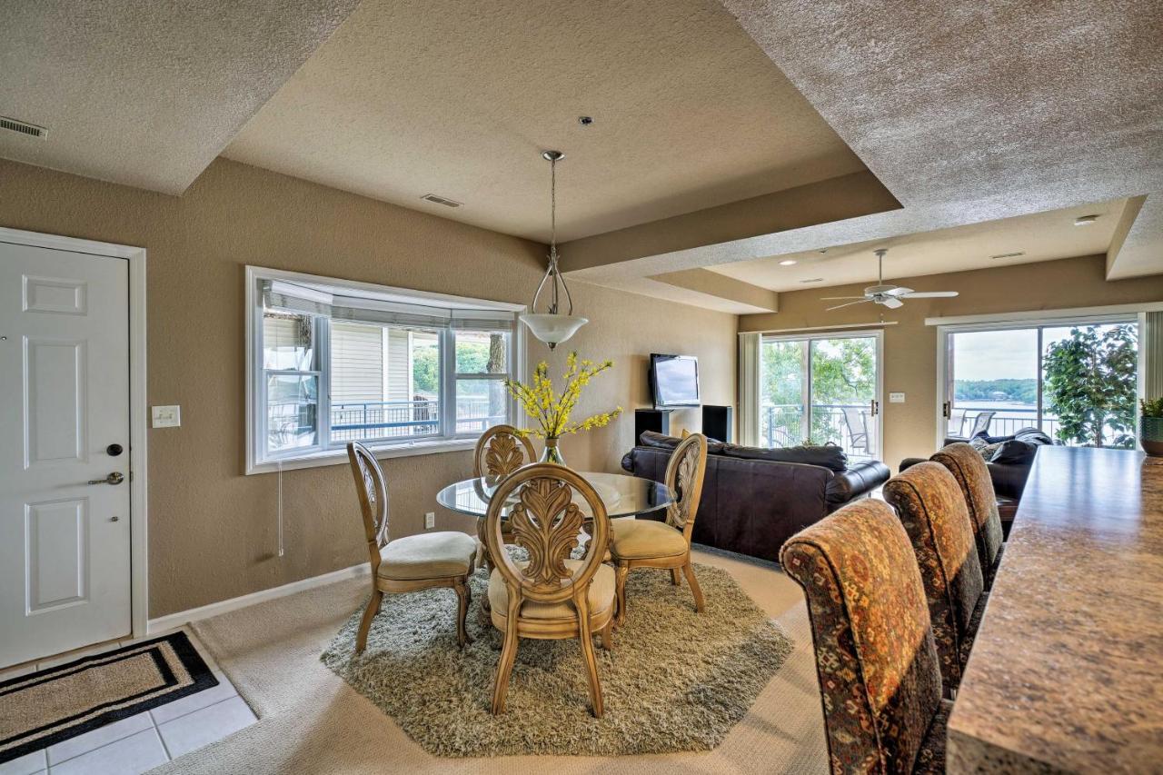 Waterfront Lake Ozark Condo With Deck And Pools Luaran gambar